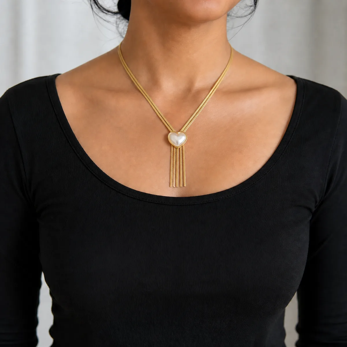 Double Gold Snake Chain Pearl Heart Four Tassel Necklace — view 6